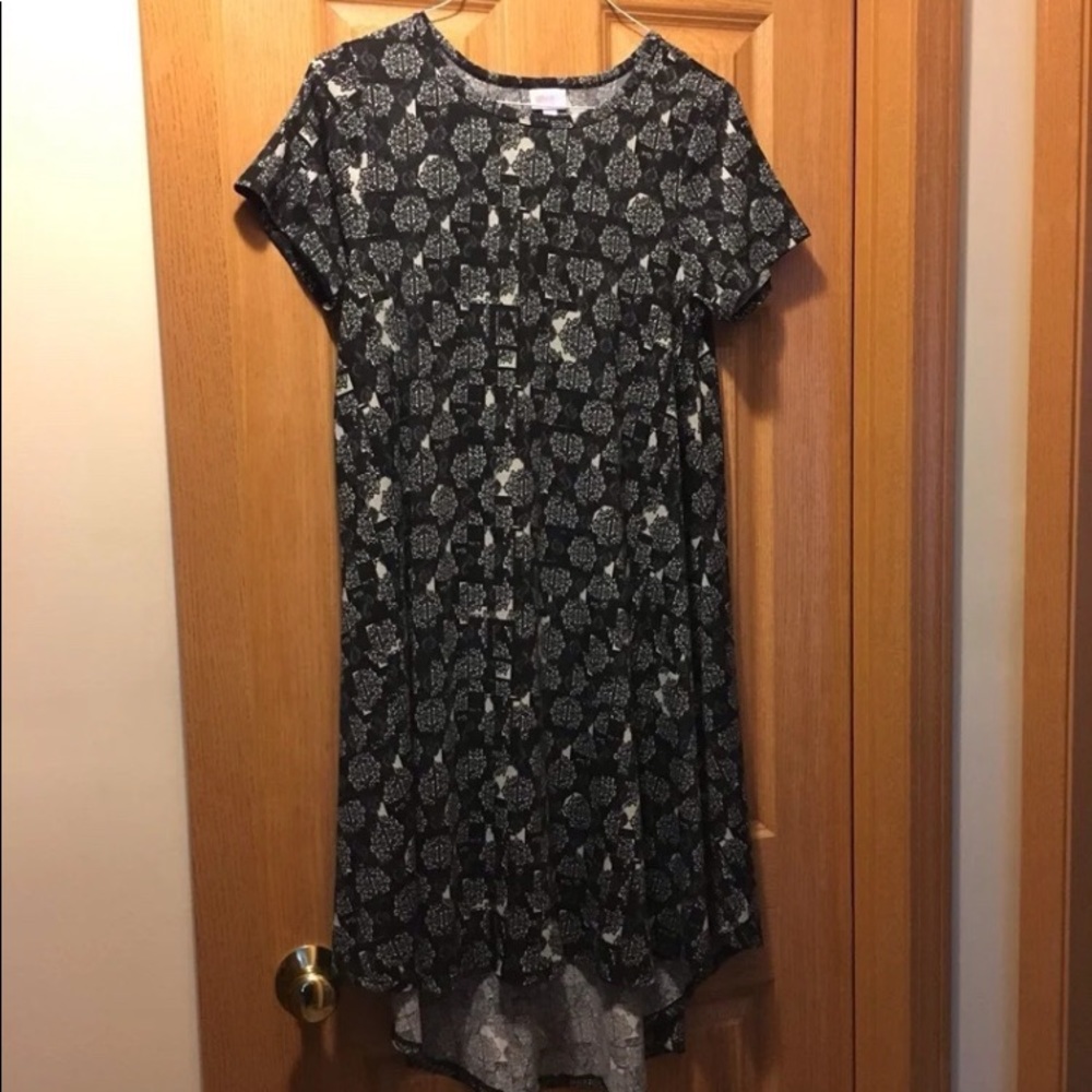 NWOT LuLaRoe Carly Dress